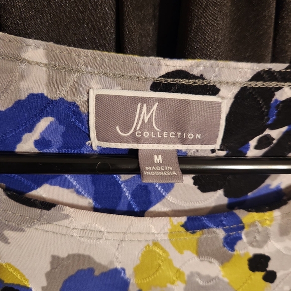 🔥Print ¾ Sleeve Top | Sz M - Picture 3 of 3